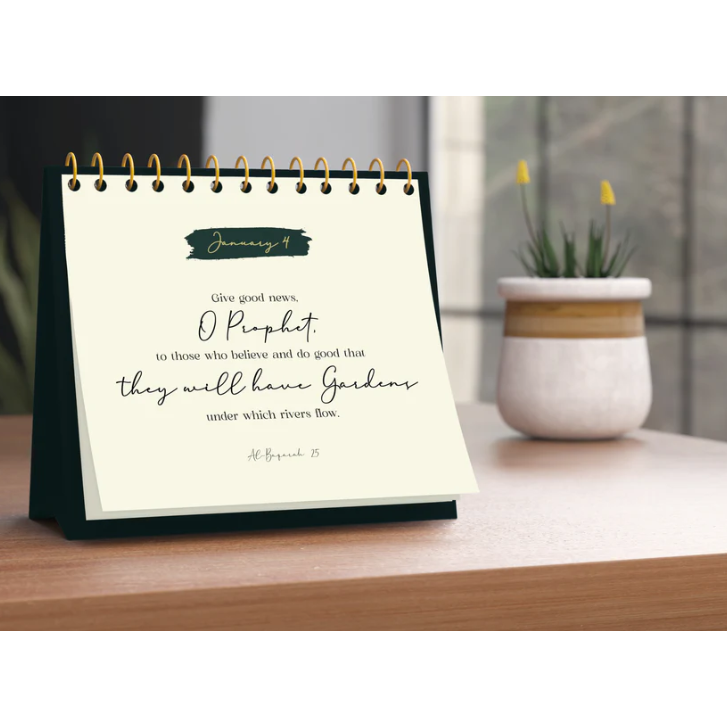 Quran Desk Calendar: 365 Inspirational Verses (Incl. Gift Box)