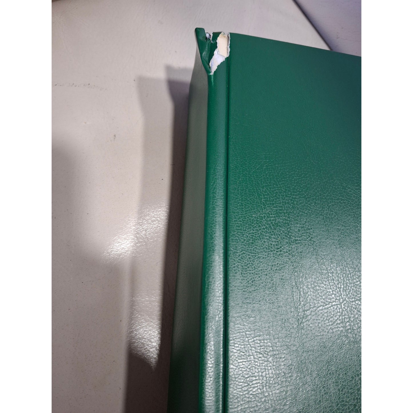 WAREHOUSE CLEARANCE: 13 Line Holy Qur'an with English Translation & Tajweed Colour-Coding (TORN COVER)