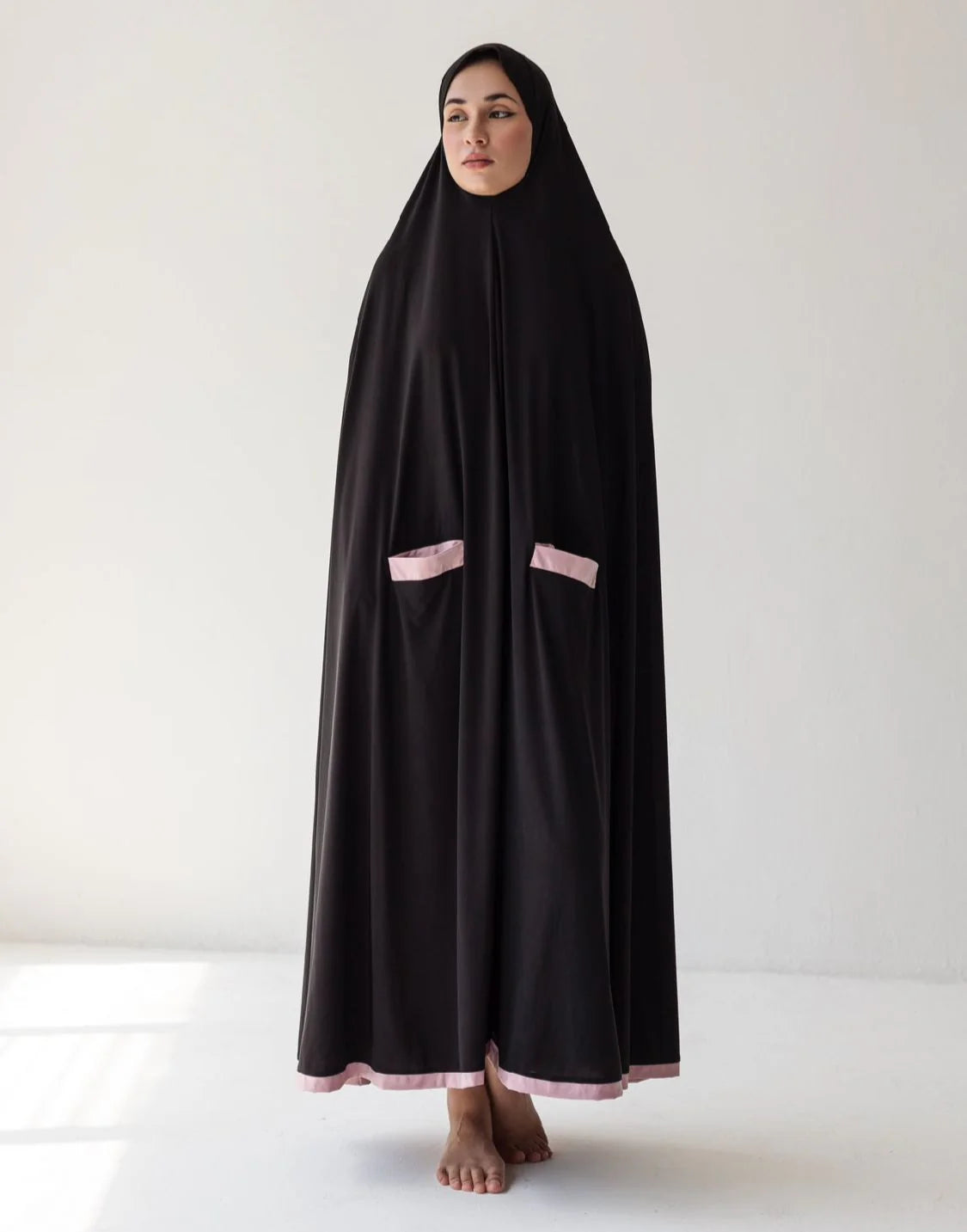 Pocket Burqa - Long Length - Full Black with Pink