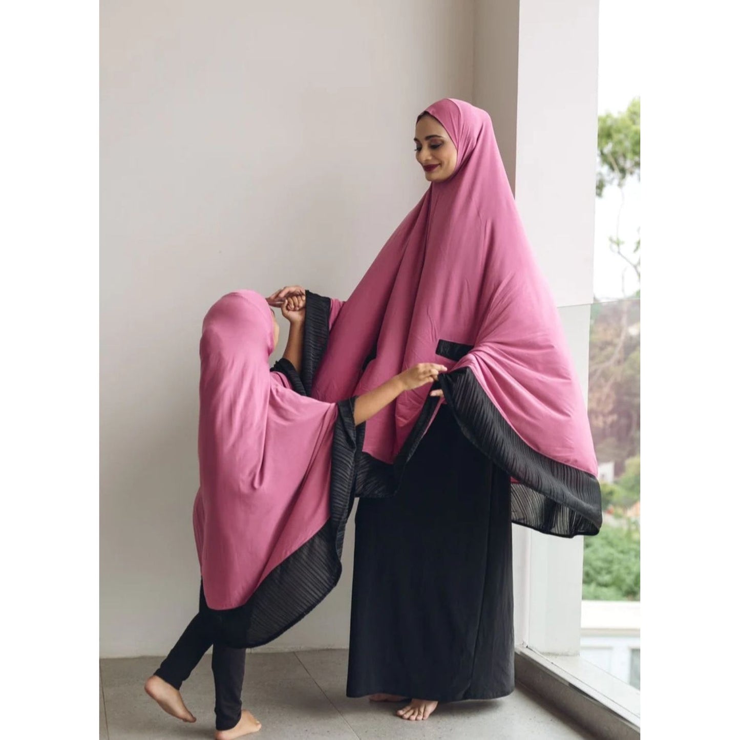 Pocket Burqa - Knee Length - Full Pink With Black  (Plisse Edition)