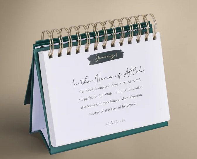 Quran Desk Calendar: 365 Inspirational Verses (Incl. Gift Box)