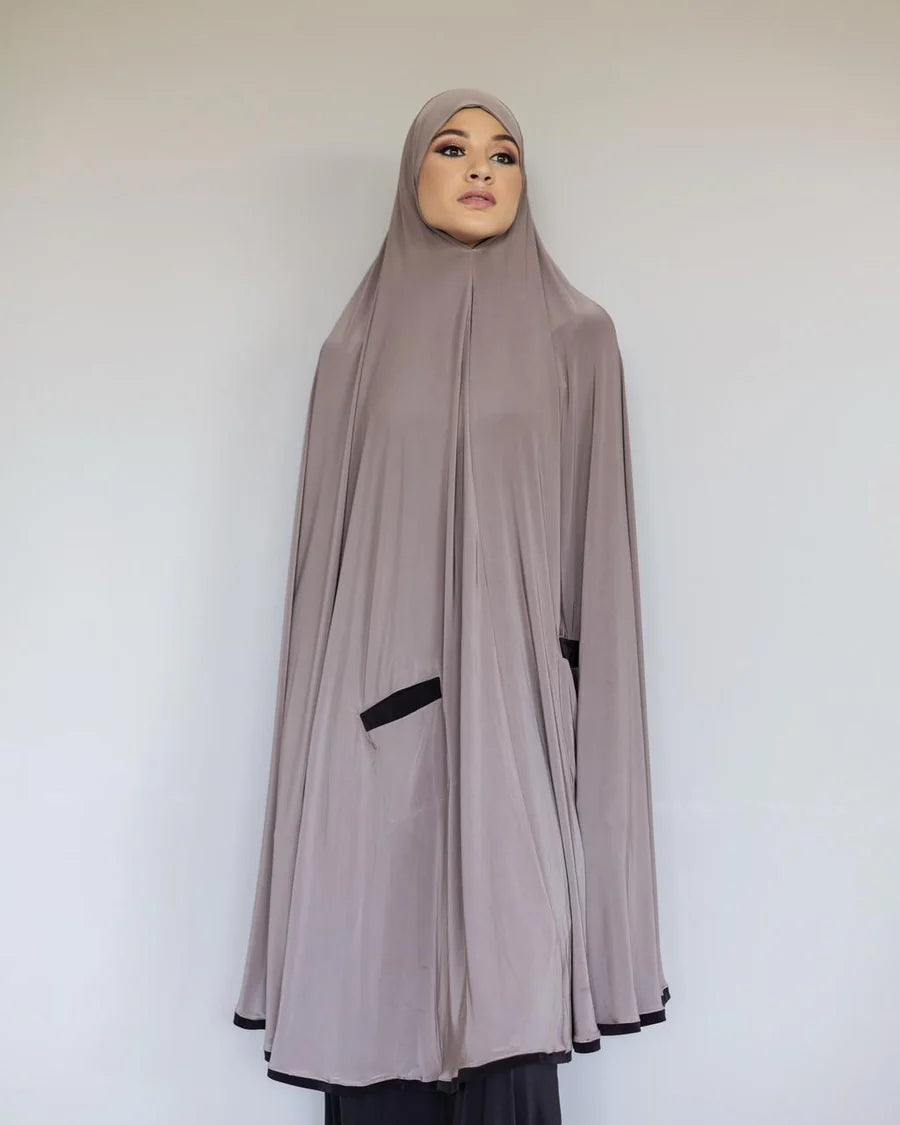 Pocket Burqa - Knee Length - Full Nude With Black