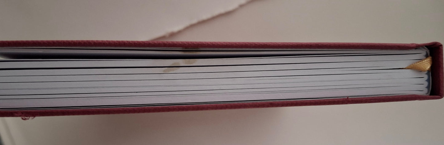 WAREHOUSE CLEARANCE: Me & My Quran Journal (DUE TO SMALL MARKS ON THE TOP OF THE BOOK AND THE BACK OF THE BOOK)