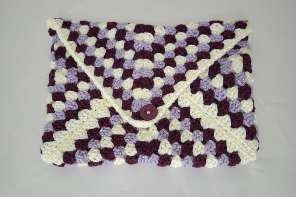 Crochet Quran Pouch