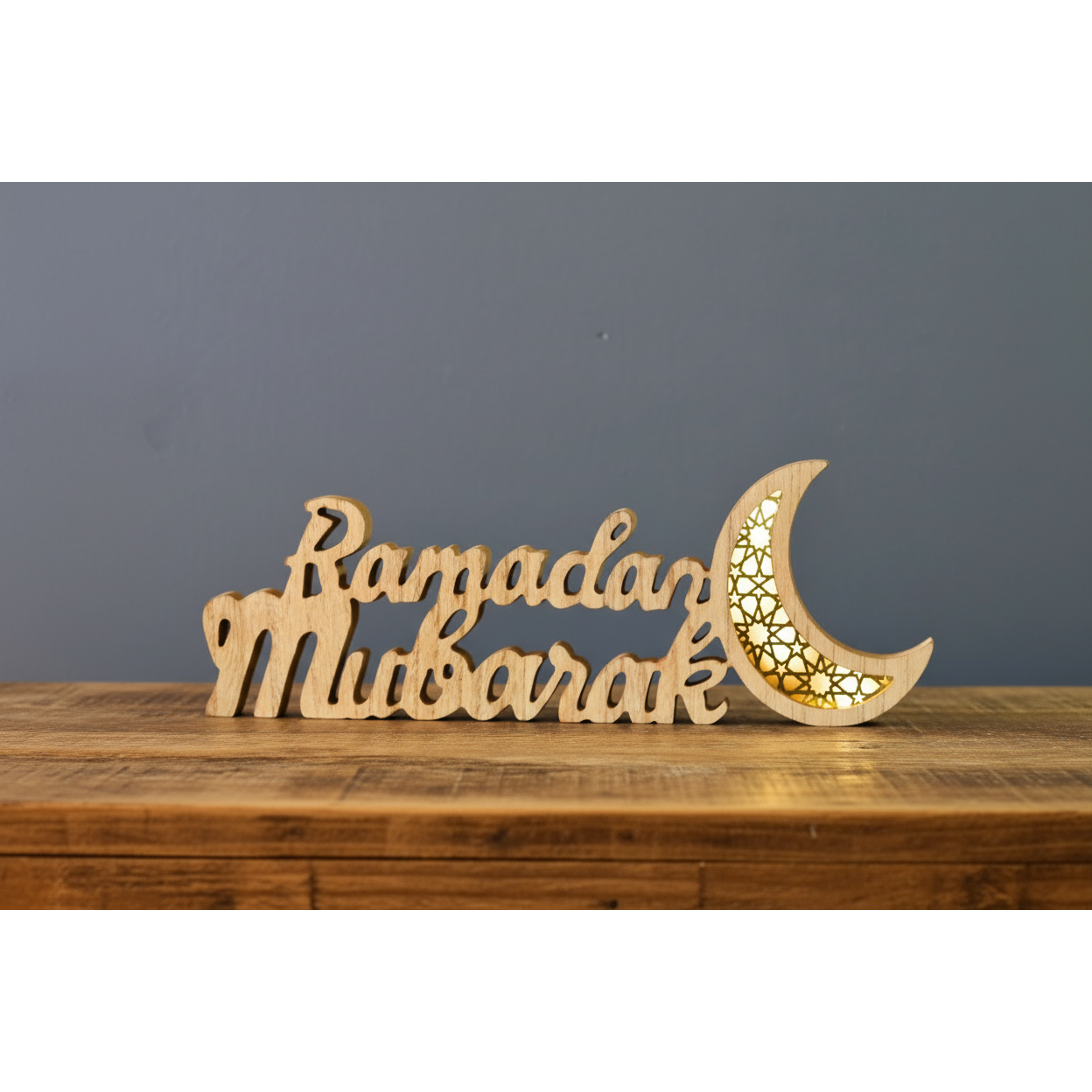 Ramadan Mubarak: Wooden Light Up Sign