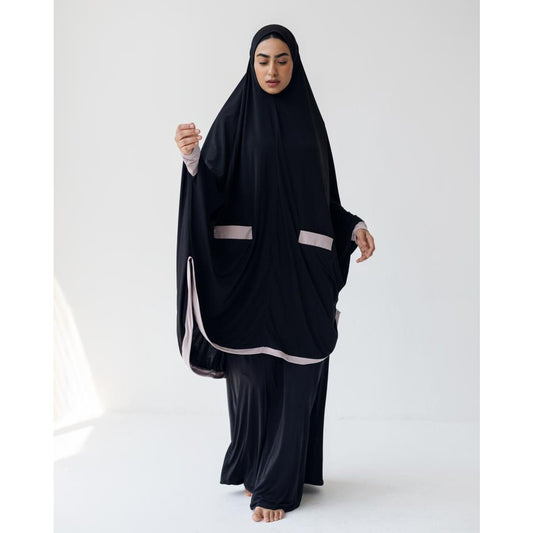 Pocket Burqa With Sleeves - Knee Length: Full Black With Nude